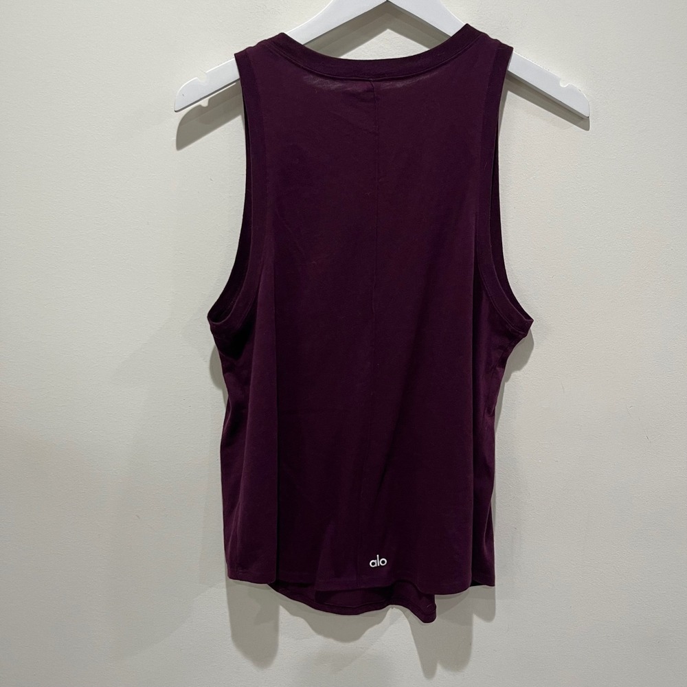Alo Yoga Tank Top Women Medium Purple Sleeveless Scoop Neck Athletic Yoga Core